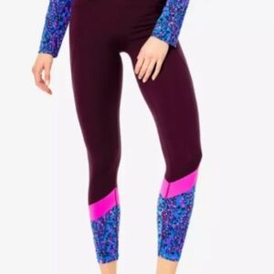 Lilly Pulitzer Weekender Leggings. Size S. Cherry Ganache Growl and Prowl